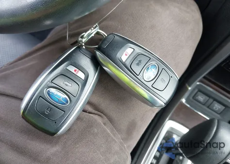 2021 Subaru Ascent Touring из США, поврежденный, VIN 4S4WMARDXM3427163